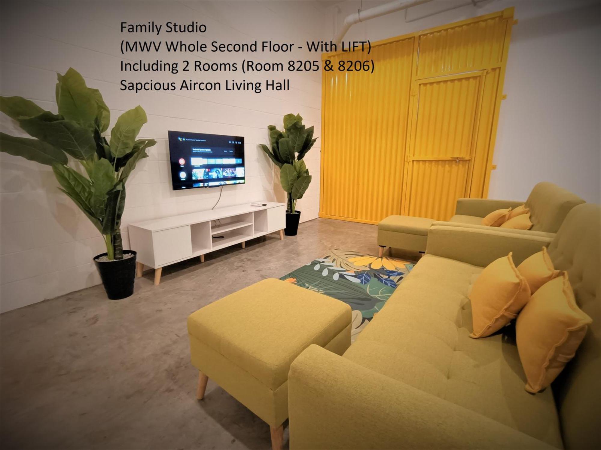Mwv Family Suite Room Muar Dış mekan fotoğraf